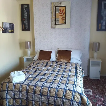 Dessie Imperial Bed & Breakfast Kilkenny